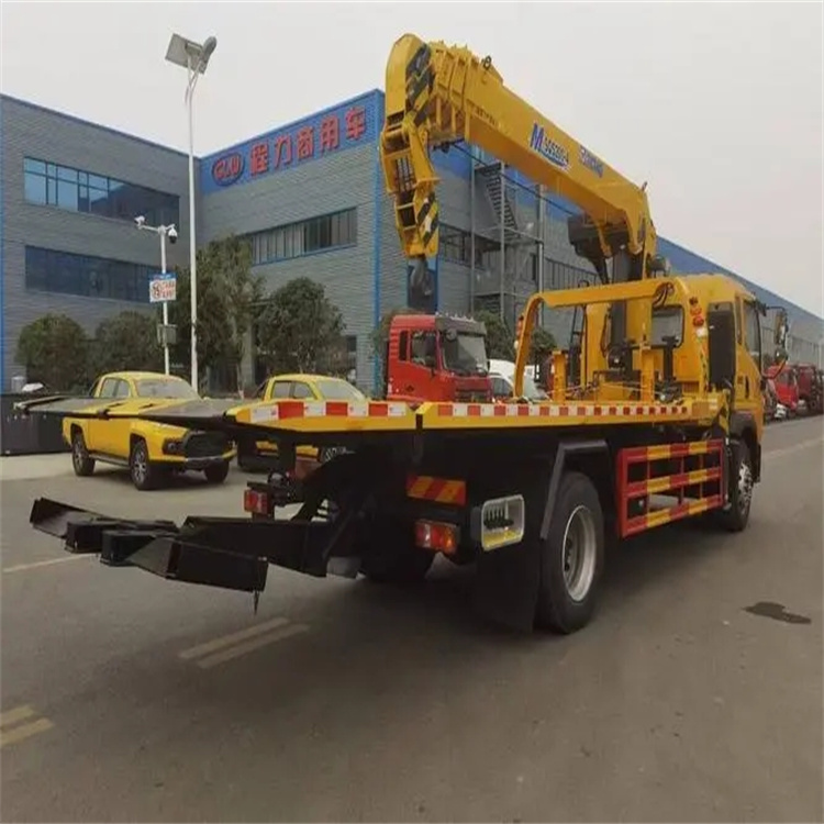 霍山县附近小随车吊出租电话，轻松解决搬运烦恼