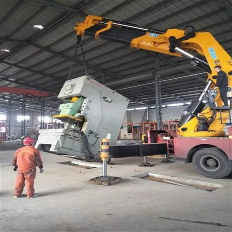 霍山县80吨折臂吊车出租附近电话